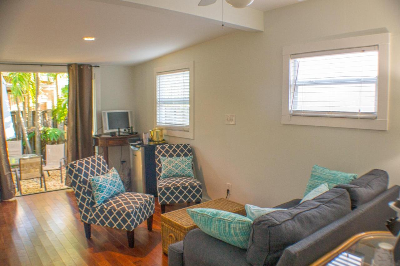 Duval House Bed and Breakfast Key West Exteriör bild