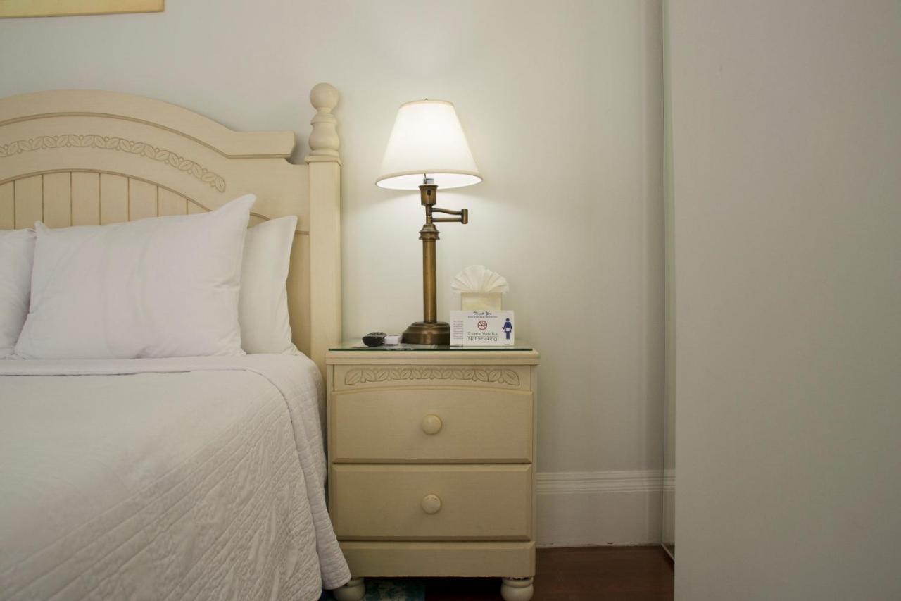 Duval House Bed and Breakfast Key West Exteriör bild
